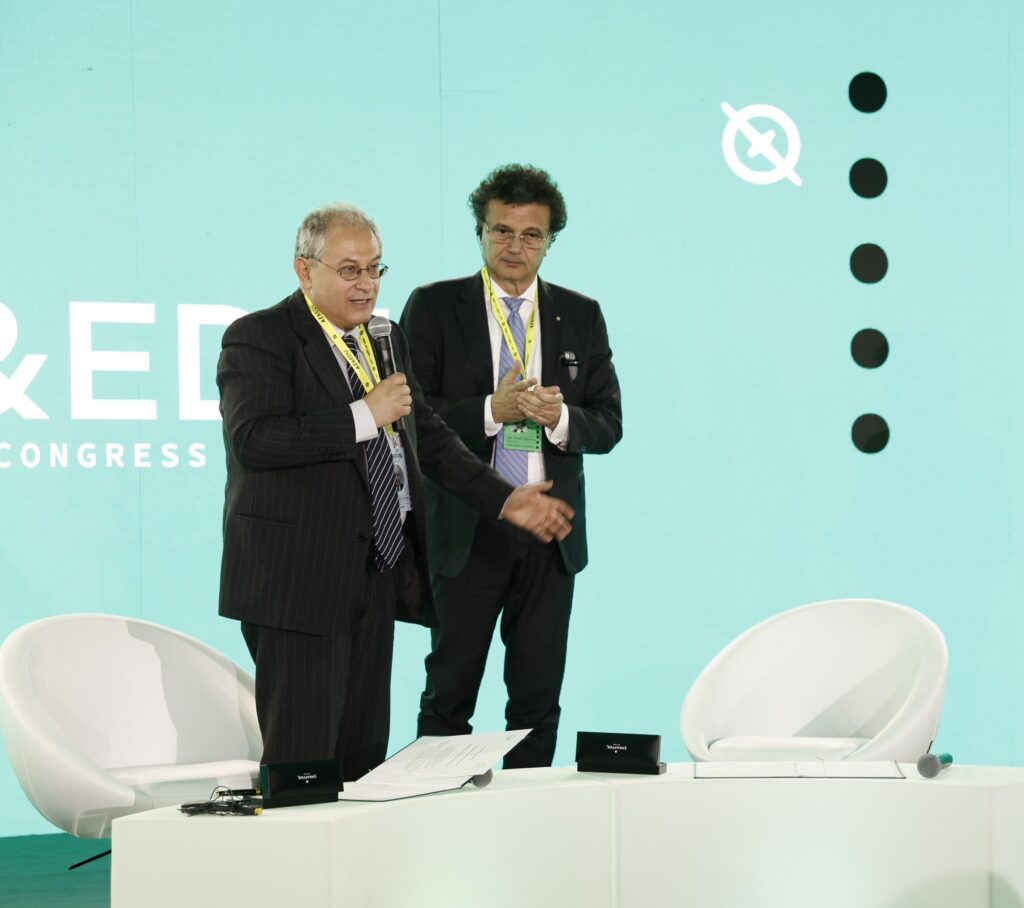 Rektor Szkoły Głównej Mikołaja Kopernika prof. Fabrizio Giulimondi oraz prof. Gennaro Terracciano, Prorektor Uniwersytetu Rzymskiego „Foro Italico”